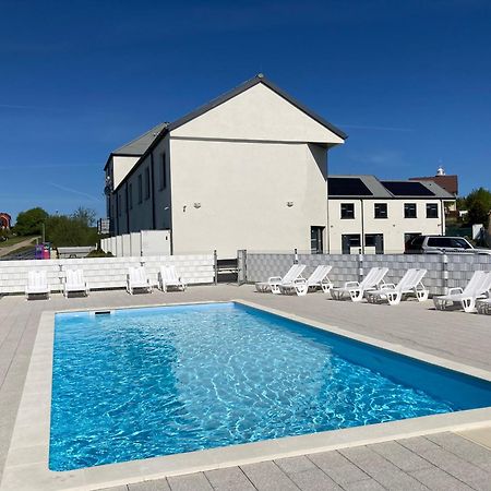 Sofia Dwupoziomowe Apartamenty ヤロスワビエツ エクステリア 写真