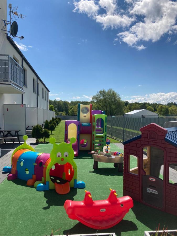 Sofia Dwupoziomowe Apartamenty ヤロスワビエツ エクステリア 写真