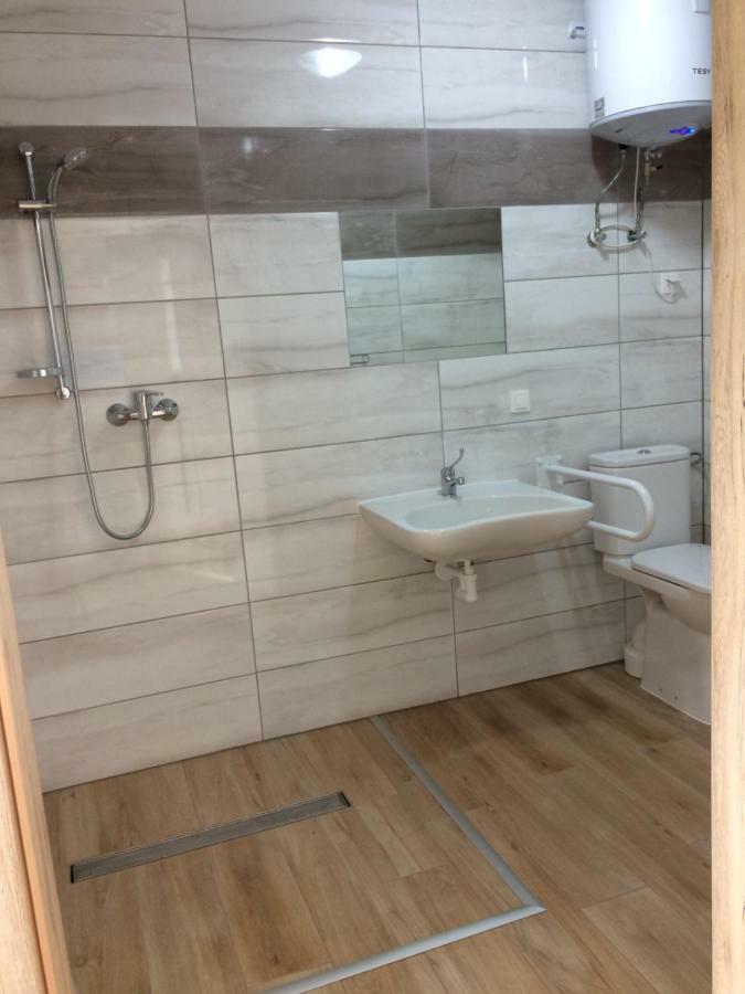 Sofia Dwupoziomowe Apartamenty ヤロスワビエツ エクステリア 写真