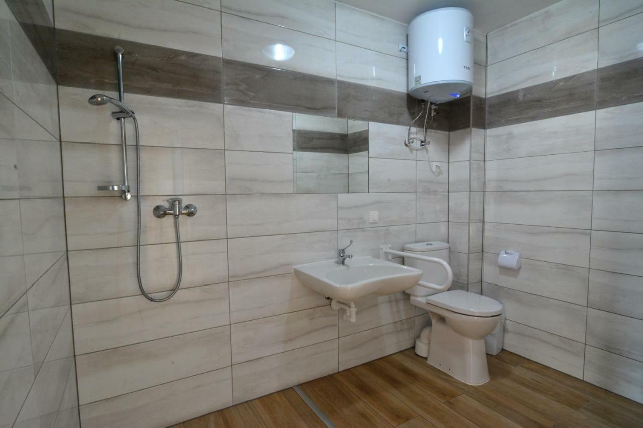 Sofia Dwupoziomowe Apartamenty ヤロスワビエツ エクステリア 写真