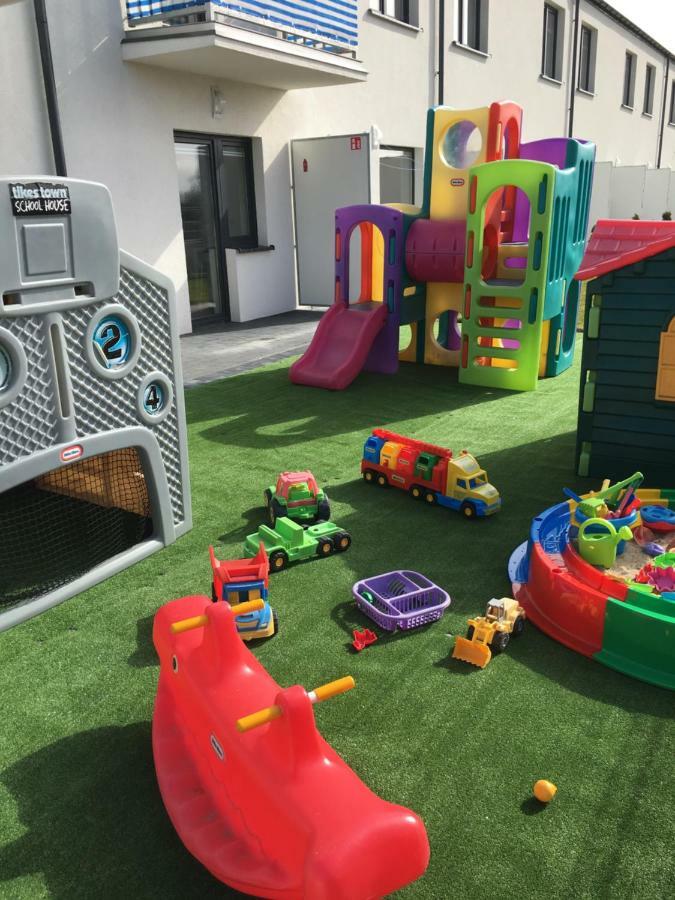 Sofia Dwupoziomowe Apartamenty ヤロスワビエツ エクステリア 写真